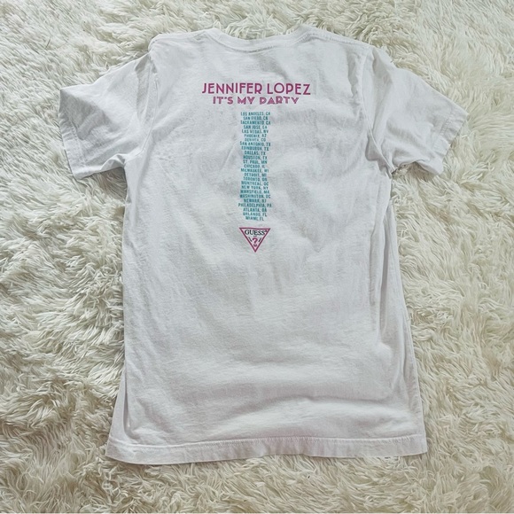 Guess Jennifer Lopez It’s My Party Tour J Lo Tee | Size S - Picture 5 of 11
